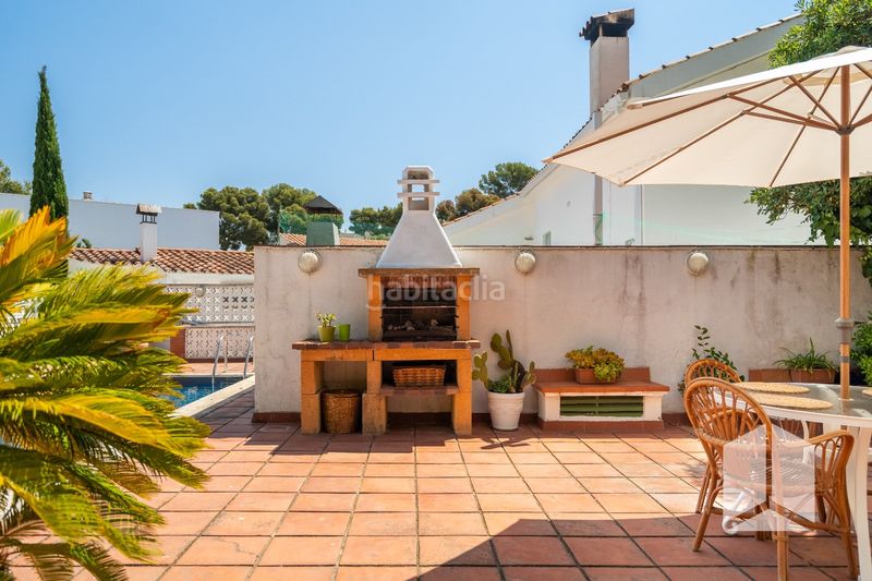 Foto 3b51b65b-d520-4661-853b-2878f6a55e24. Casa amb aparcament piscina a Montmar Castelldefels