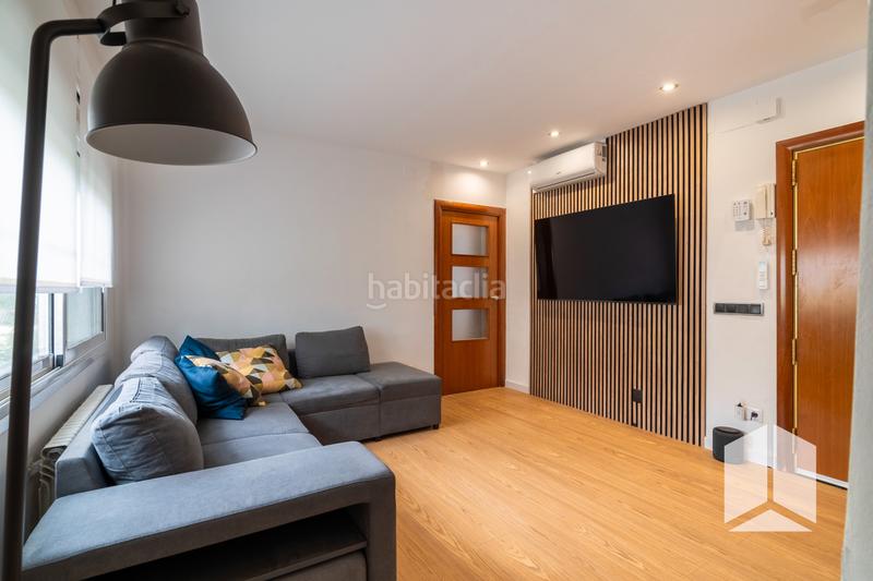 Foto 47f3753c-3371-4bd3-bc7a-350ffe68c876. Lloguer àtic a Baixador Castelldefels