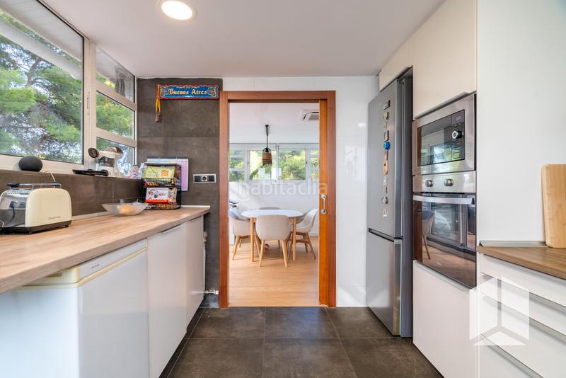 Foto e41e2b7b-2d74-4a58-89a6-8957571254ac. Alquiler ático en Baixador Castelldefels