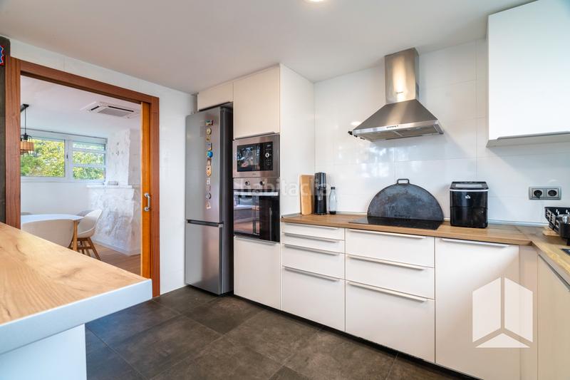 Foto a89b9f7c-c5bb-4fbb-bee4-0b37008407dd. Miete dachwohnung in Baixador Castelldefels