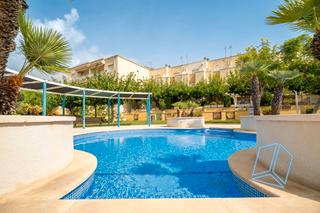 Semi detached house in Roda de Barà