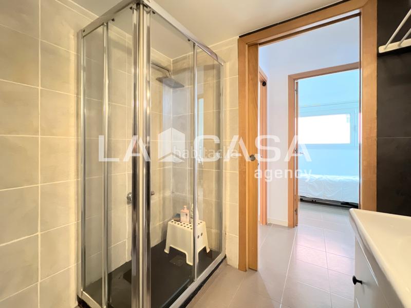 Foto 77830fc5-6581-44a3-a031-5486758a14fe. Rez-de-chaussée dans La Catalana Sant Adrià de Besòs