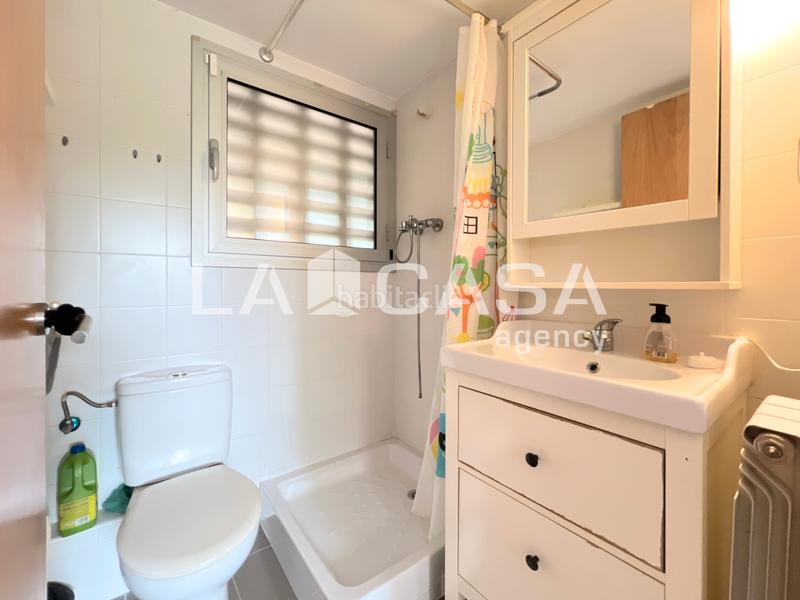 Foto ff25e54d-afec-4e56-9ddc-d6c27556869e. Rez-de-chaussée dans La Catalana Sant Adrià de Besòs