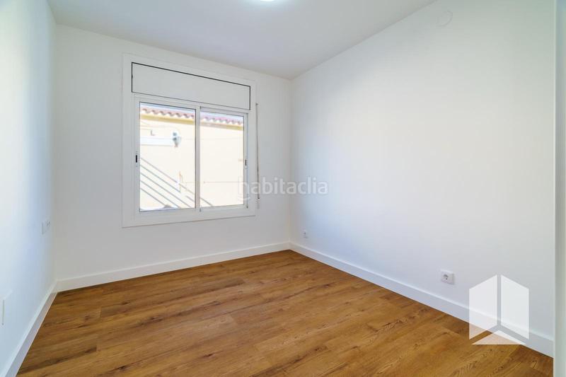 Foto 80445af6-f424-42bb-bedf-0278e44c95a3. Planta baixa a Lluminetes Castelldefels