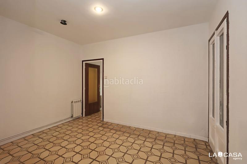 Foto 7d03d9e9-1b6a-4e4a-9d68-bb3ec3f58212. Pis amb calefacció a Sant Antoni Barcelona