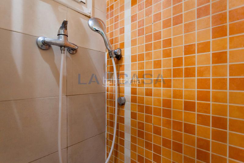 Foto ffcf2c2d-cf25-4669-b651-00d47b666336. Flat in La Florida Hospitalet de Llobregat (L´)