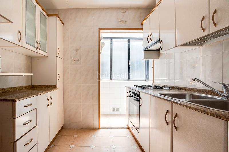 Foto 3f7ad7c9-0efd-489e-a83f-f7a88c8a0b77. Dachwohnung in Sants Barcelona