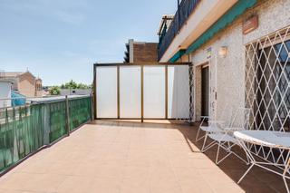 Penthouse in Carrer d'Olzinelles