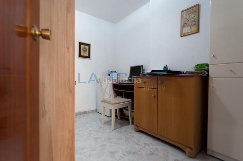 Foto c326eb86-d1cd-46de-aed7-3bed2cbc294a. Zweistöckige wohnung mit heizung in Les Planes Hospitalet de Llobregat (L´)
