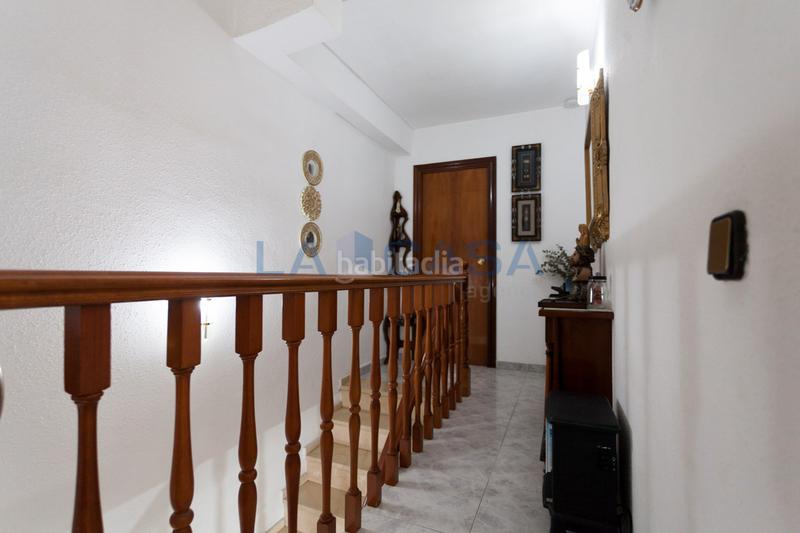 Foto f68e1076-3605-49c3-9188-57925e6dffeb. Zweistöckige wohnung mit heizung in Les Planes Hospitalet de Llobregat (L´)