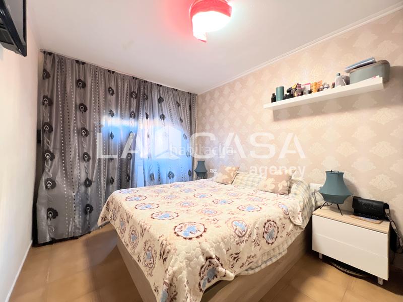 Foto dcdded39-ebb3-4ece-8643-50077951e43c. Appartement dans Llefià Badalona