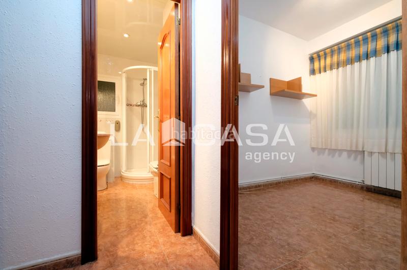 Foto 84a8e8e4-4a06-46c8-a4ca-d0edb30469f4. Appartamento in Turó de la Peira Barcelona