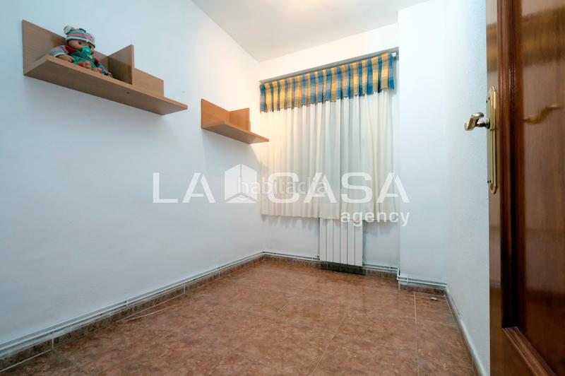 Foto 766b8f2f-c866-4ad4-b6e1-1882a54c8009. Appartement dans Turó de la Peira Barcelona