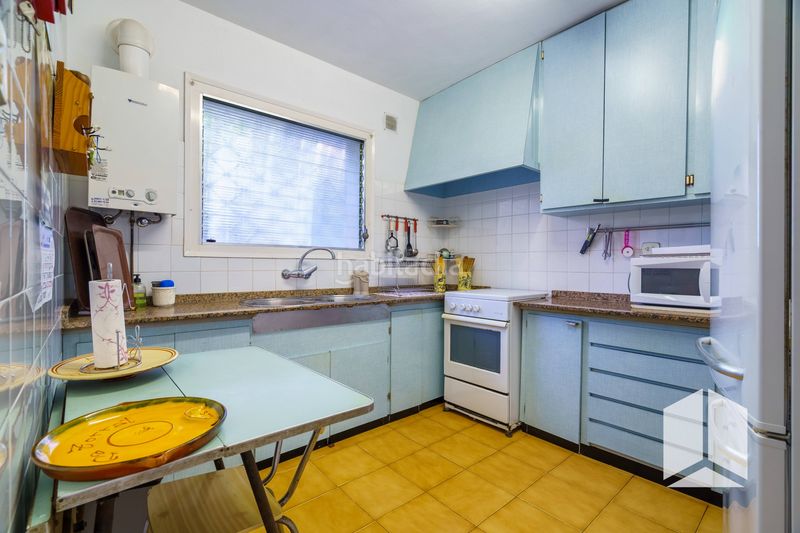 Foto 4f1f8cac-3a90-49c5-a960-7d32fd41822a. Casa amb aparcament a Lluminetes Castelldefels