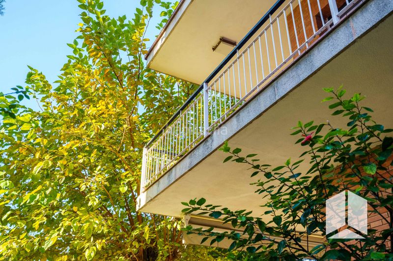 Foto b8d50e00-4955-4ecc-bb69-25bfa2296d9f. Casa amb aparcament a Lluminetes Castelldefels