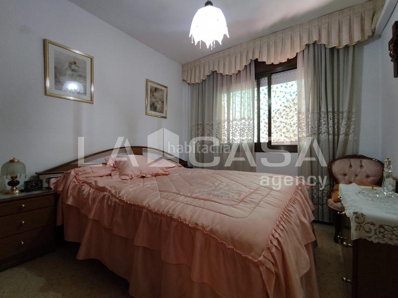 Foto 977cdfd1-0e1a-452b-9949-11417537bb88. Flat with heating in Centre Santa Coloma de Gramenet