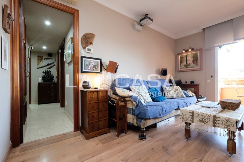 Foto 0851ba1f-adea-44dd-9f35-2920b6c1f267. Pis a Porta Barcelona