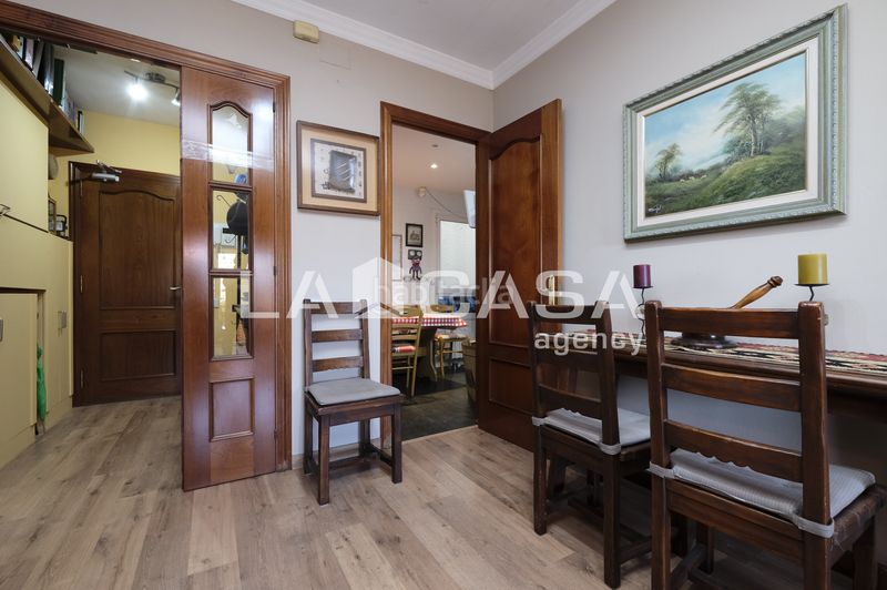 Foto 9bbb3eaf-b5ea-4a01-b196-6b48095ffd77. Pis a Porta Barcelona