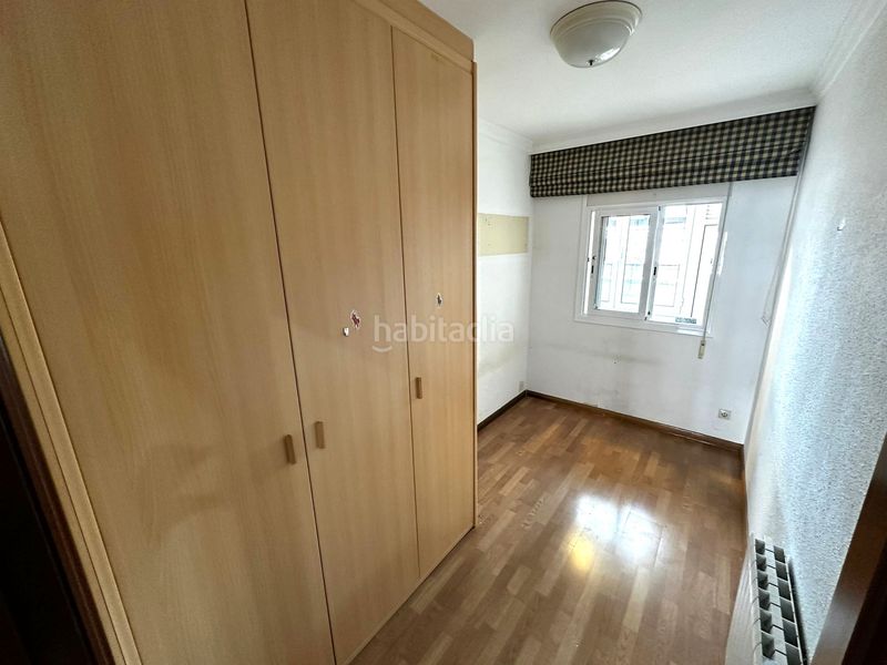 Foto 1221056d-693e-4fd2-827c-c2ff255e3833. Pis amb calefacció aparcament a Sants-Badal Barcelona