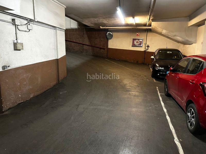 Foto 938cf7bf-91e9-42fe-9206-dc734475c675. Pis amb calefacció aparcament a Sants-Badal Barcelona