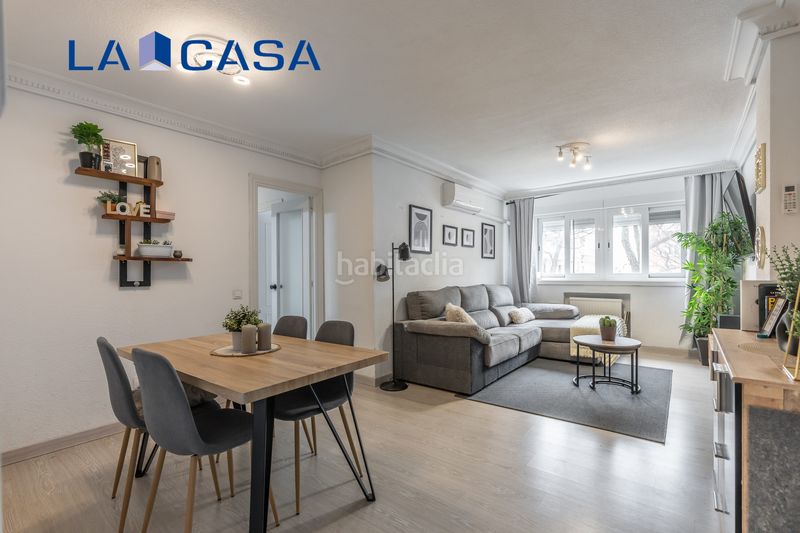 Foto 2e9d0d0a-d677-4e91-ac80-a384d195b1c5. Piso en Zofío Madrid