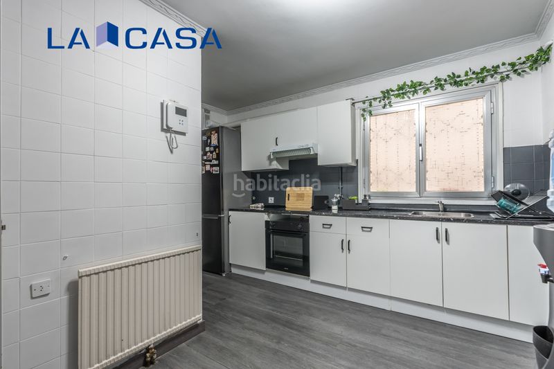 Foto 47279382-4860-464a-971b-05b3a378660a. Piso en Zofío Madrid