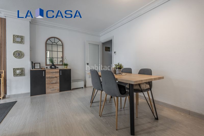 Foto 64c006dd-b380-4772-9b9a-e50269154069. Piso en Zofío Madrid