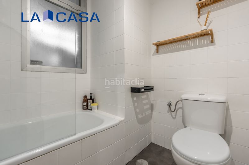 Foto 97f83d77-977d-46c3-9608-cbbfa17d6996. Piso en Zofío Madrid