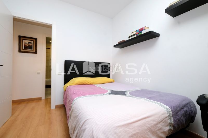 Foto eca031b1-2922-4042-ad11-2385c1cce220. Pis amb calefacció aparcament a Vilapicina - Torre Llobeta Barcelona
