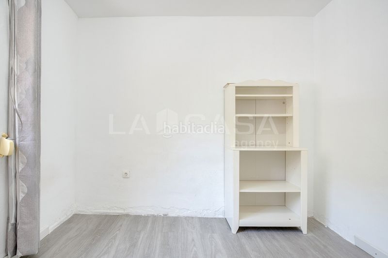 Foto cdfb62dd-1a86-4268-9034-18ae892d7a0c. Pis a La Verneda - La Pau Barcelona