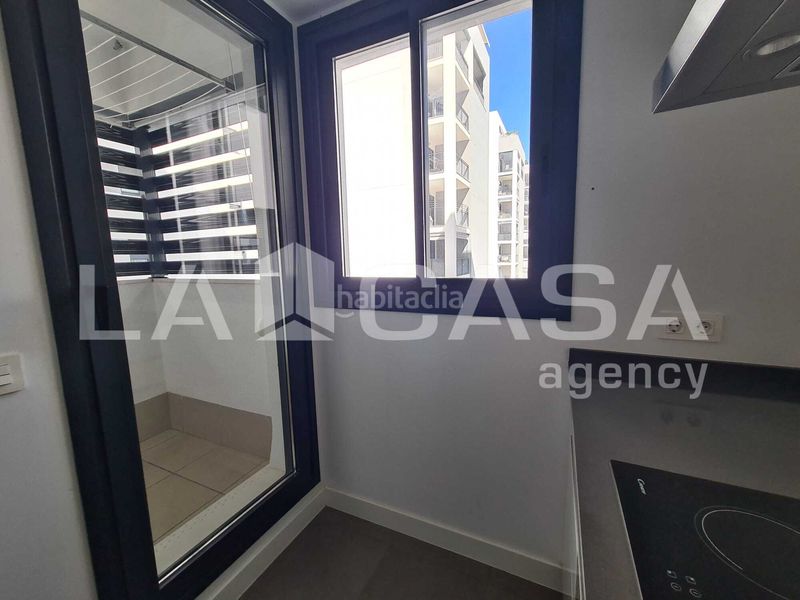 Foto 715229e5-10e6-458e-a2e9-1463fcb698ec. Pis amb aparcament piscina a Entrenúcleos Dos Hermanas