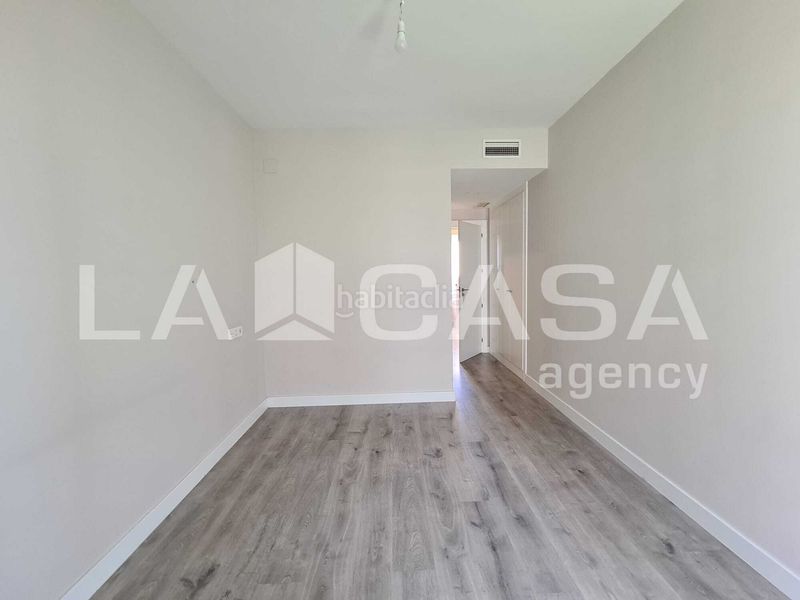 Foto d3c4f064-61aa-4e79-ac37-029f01b2da22. Pis amb aparcament piscina a Entrenúcleos Dos Hermanas