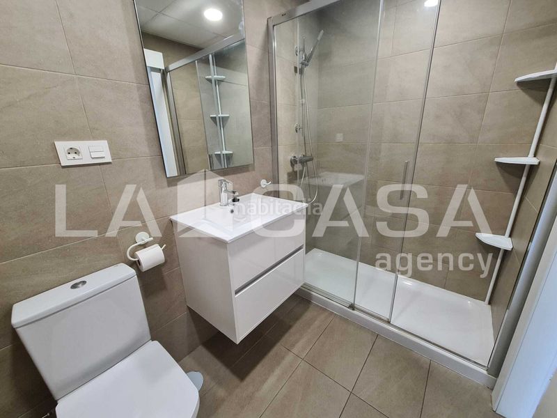 Foto e012ff83-e010-43ea-8f45-bce15bda9965. Pis amb aparcament piscina a Entrenúcleos Dos Hermanas