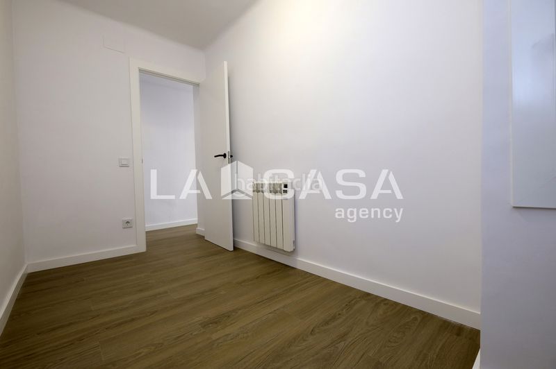 Foto 27d5a73c-6f33-47f8-979b-08f9740e184c. Pis a Can Baró Barcelona