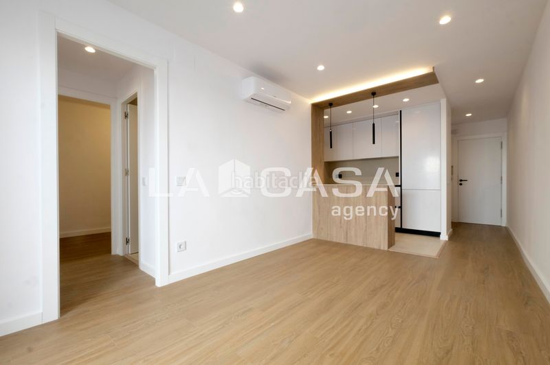 Foto 6bd119c3-775b-43bd-99ce-cee1e5f083ba. Pis a Can Baró Barcelona