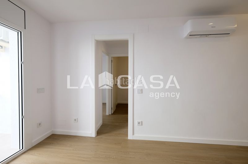 Foto d7e38c99-5841-409a-b730-a88fafb2445e. Pis a Can Baró Barcelona