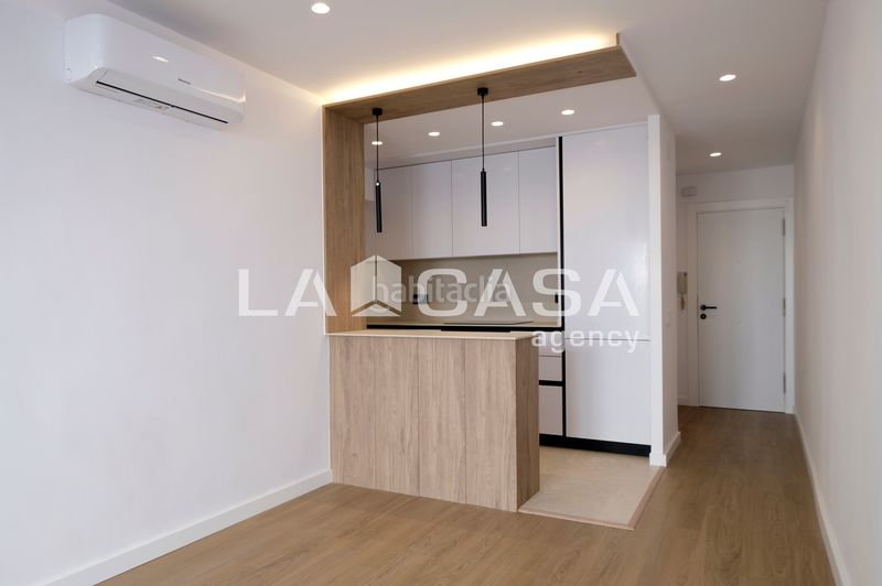 Foto e6d9d4fd-3454-4df7-b8df-a5808f94bf12. Pis a Can Baró Barcelona