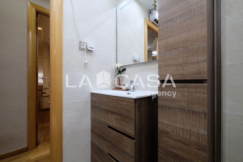 Foto e0853ae0-fd72-4901-960e-56a1110611cc. Àtic a Roquetes Barcelona