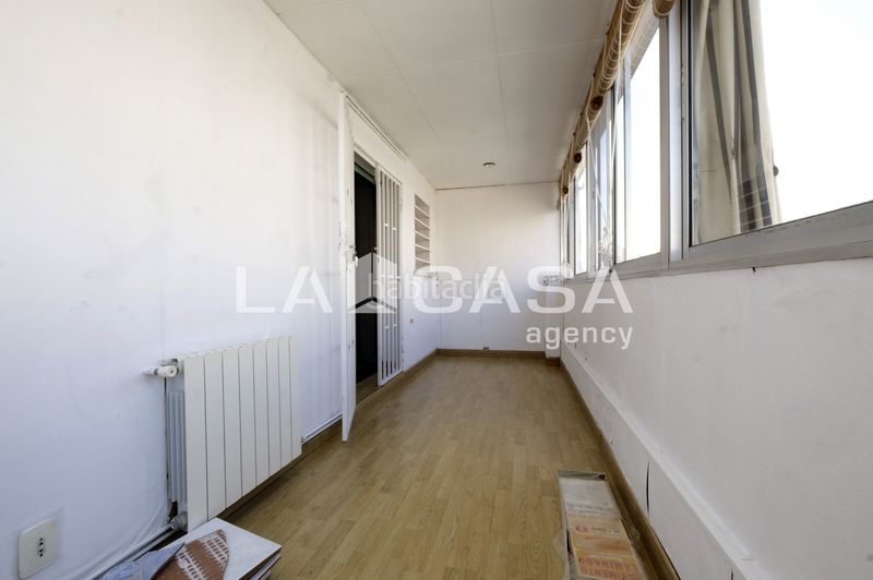 Foto 5aeeb36b-47c4-440c-b9e8-fbf63bf81134. Ático en Prosperitat Barcelona