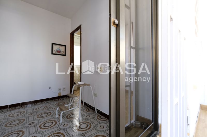 Foto a273c064-2176-4a82-961a-463464458d4f. Ático en Prosperitat Barcelona