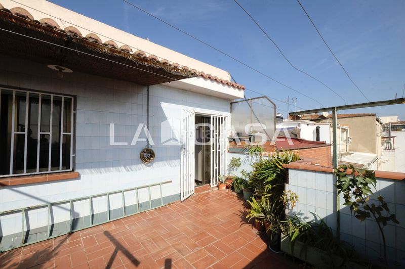 Foto be857a31-3053-422b-8283-84401811f7df. Ático en Prosperitat Barcelona