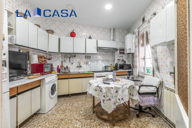 Foto 5dd5b401-8b62-4145-898b-e17a3c26c14f. Piso en Delicias Madrid