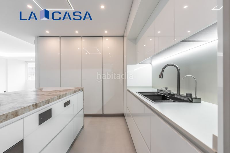 Foto 84f0ccd2-4042-4b6b-8695-39753ae5f16a. Piso en Palos de Moguer Madrid