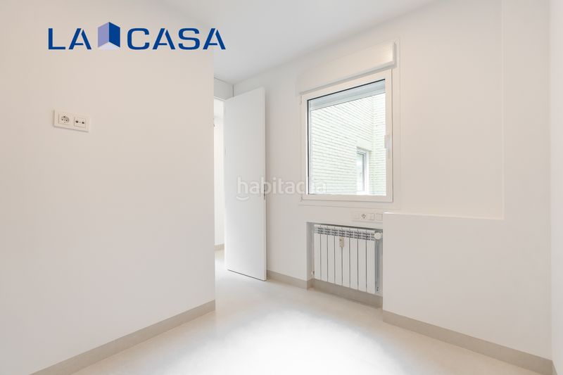 Foto b80a739c-8a95-44d6-9bad-44406d35ce05. Piso en Palos de Moguer Madrid