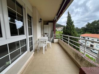 Zweistöckige Wohnung in Mioño-Santullán