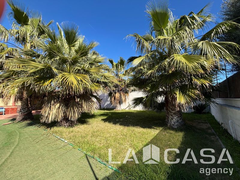 Foto 11cc22ec-e910-4593-9e7a-5bc3221d56b7. Chalet en Condequinto Montequinto