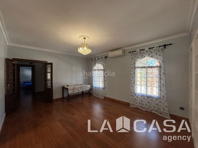 Foto b9dd9525-8333-434c-b18a-2b6d5cb99f04. Chalet en Condequinto Montequinto