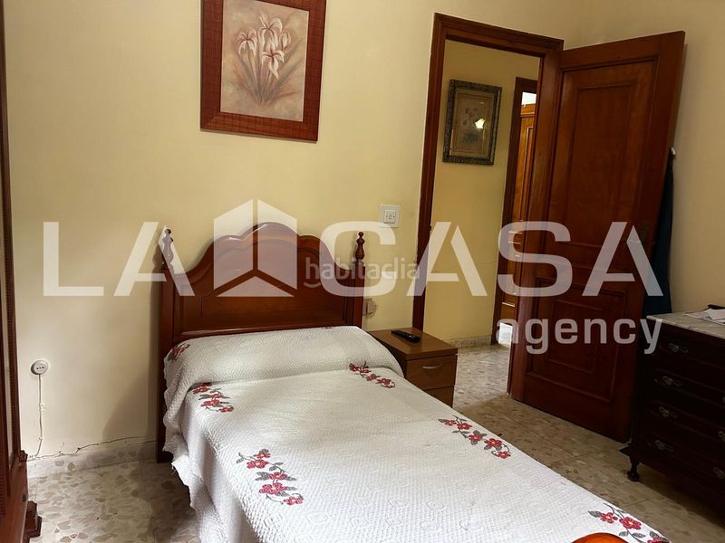 Foto 5e01d63e-183c-4938-bfb8-70476707963d. Chalet en cerros de Montequinto Montequinto