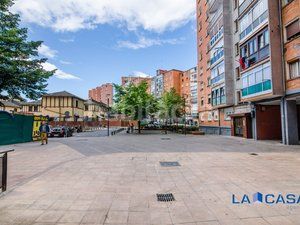 Foto c9f64451-68b9-424d-a04b-e40d84e94877. Piso en Bolueta Bilbao