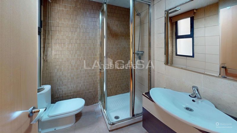 Foto d3bab841-f759-4a90-a609-267e320313e7. Pis amb calefacció aparcament a Aiora Valencia